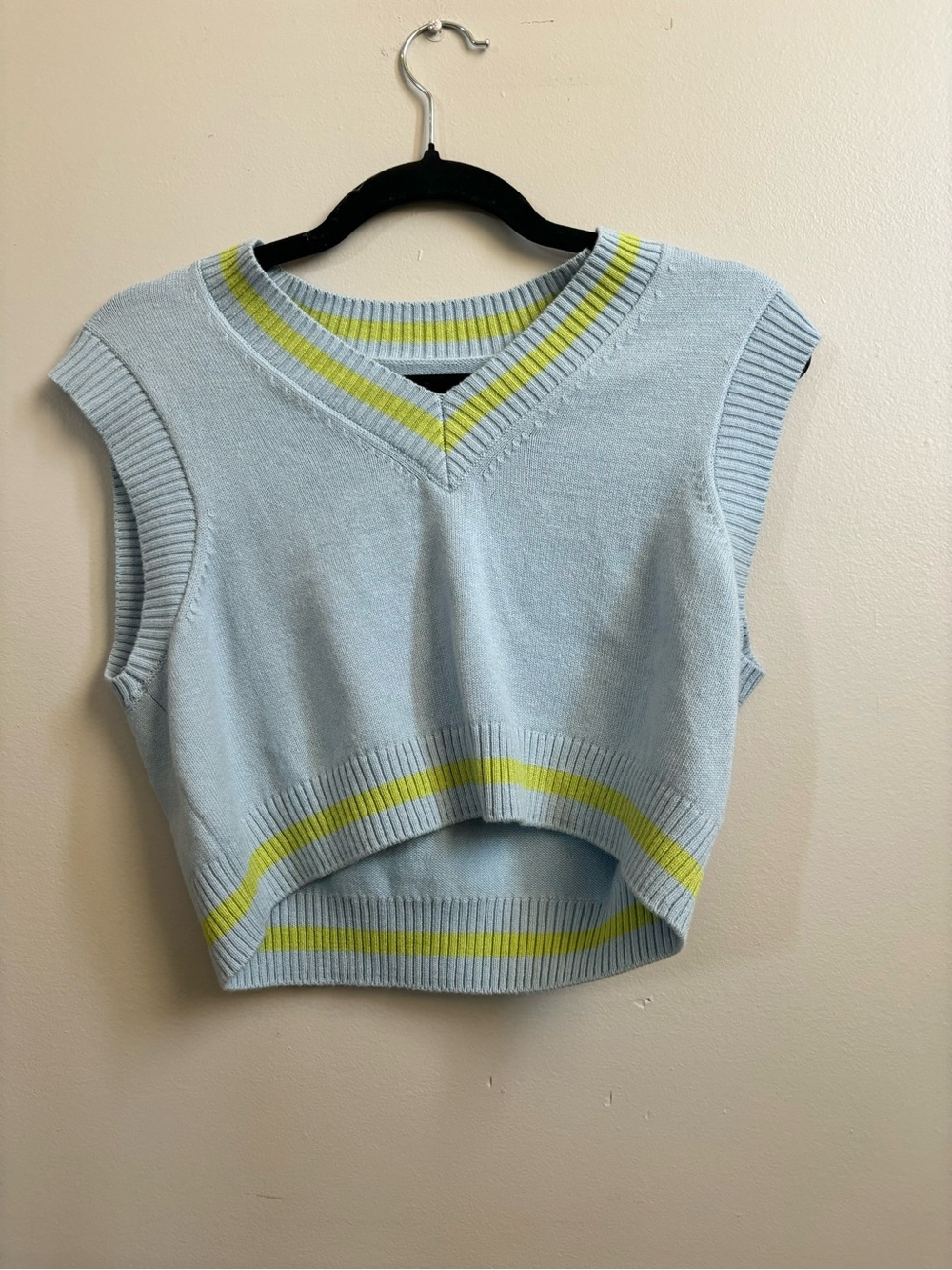 Artizia Sunday Best V-Neck Sweater Vest in Light Blue and Lime Green Size XXS